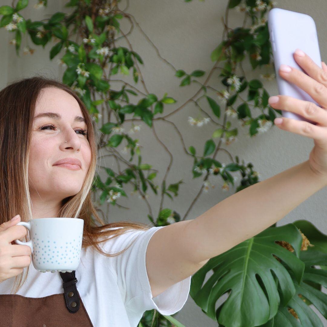 Rise of social commerce guide case study tile